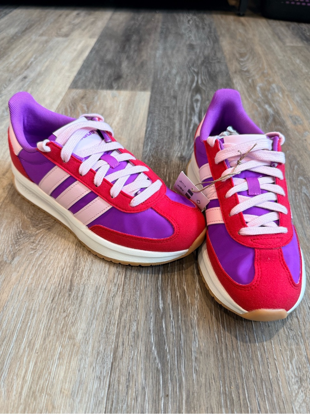adidas Run 70s 2.0 J Purple Red Pink Sneakers 4Y / Women’s 5.5 NWT